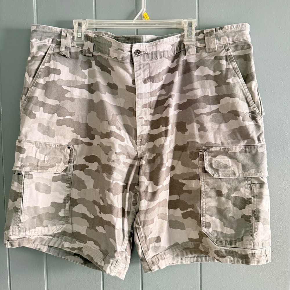 Duluth Trading Co Mens 46 Gray Camo Flex Relaxed Fit Cargo Shorts 11" 36319